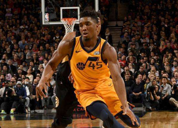 球队的自救 球队的自救