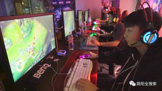 這一理念貫 這一理念貫